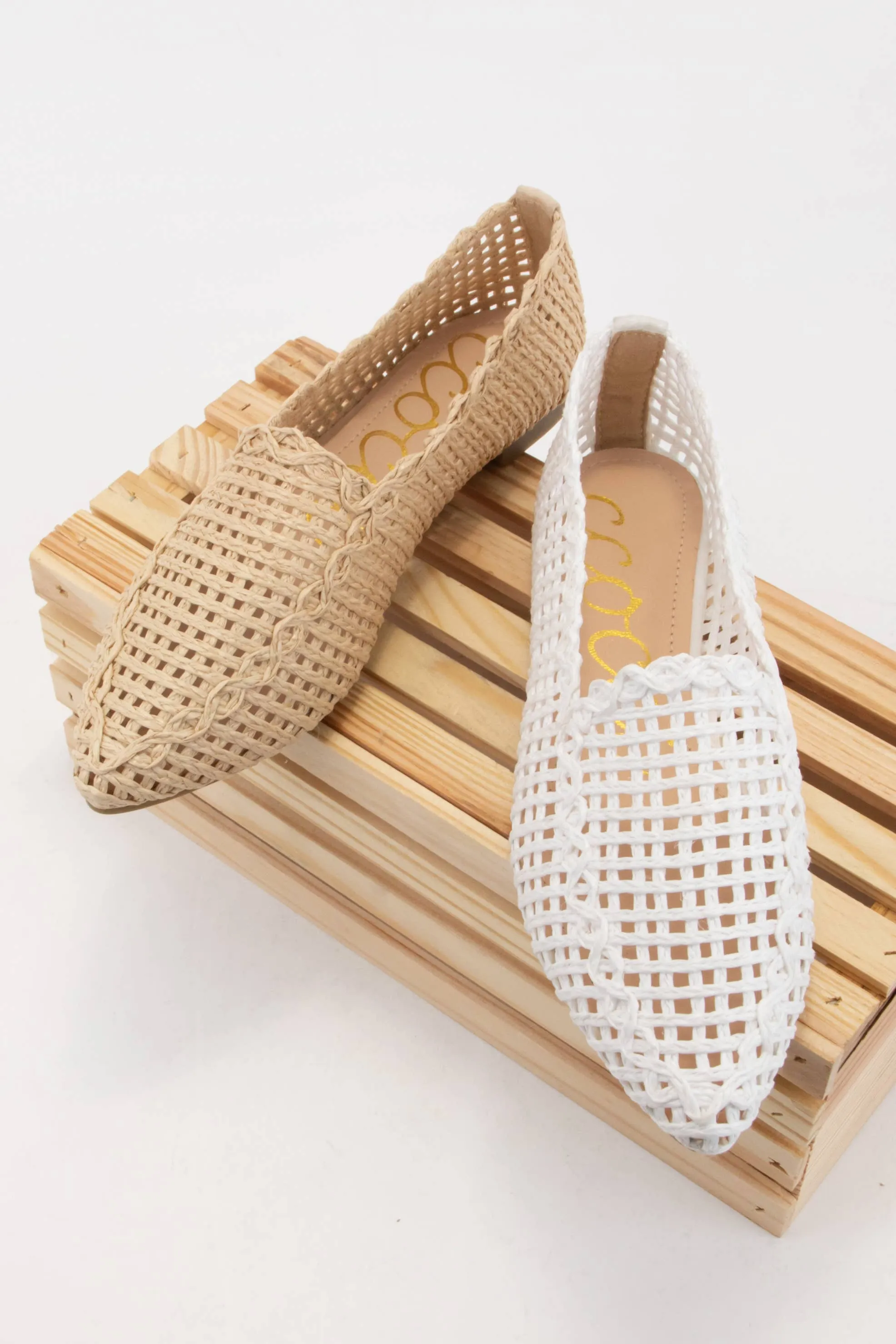 RAFFIA WOVEN POINTED-TOE SLIP-ON STYLE FLATS