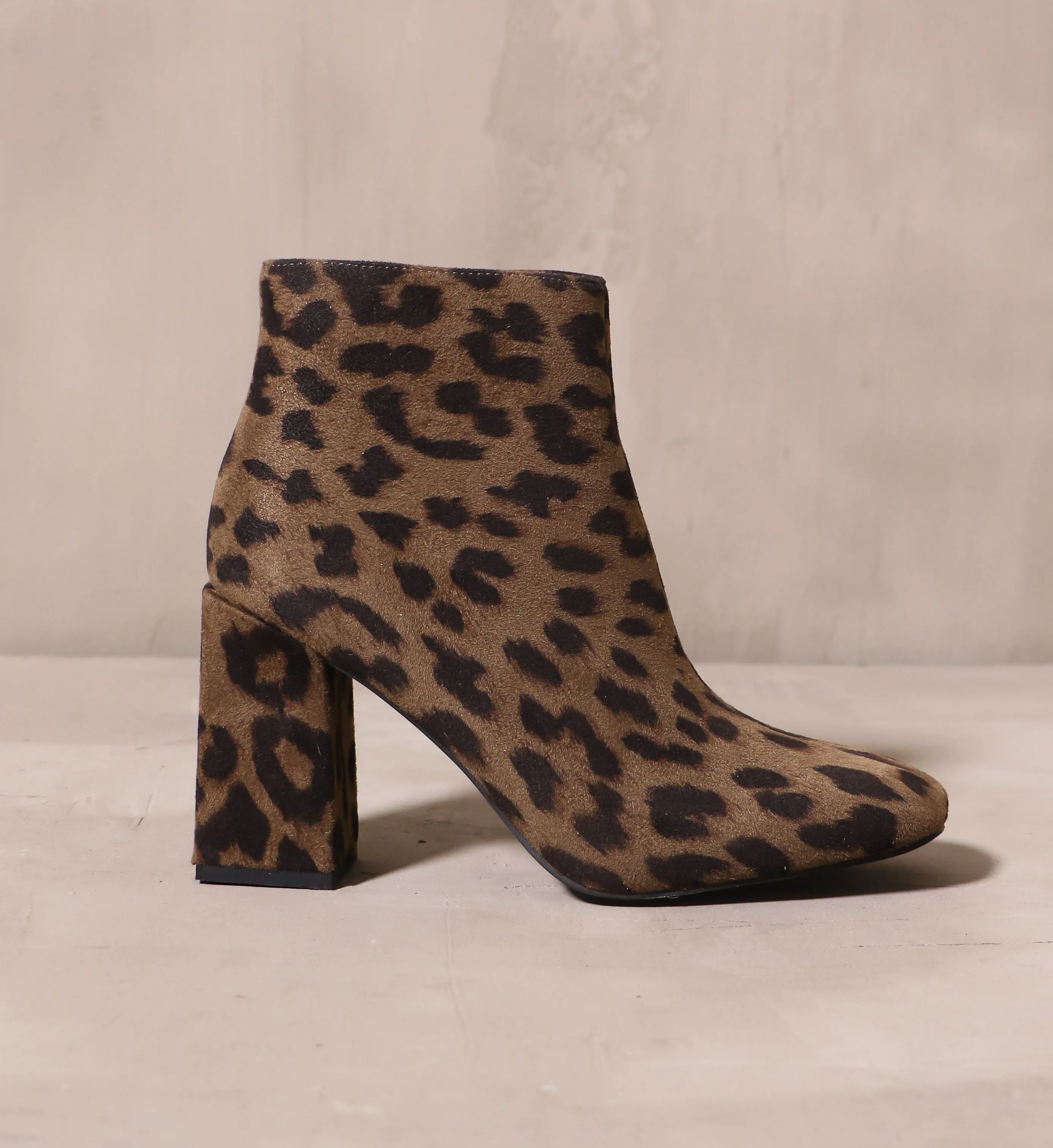 THE CAT'S MEOW BOOTIE