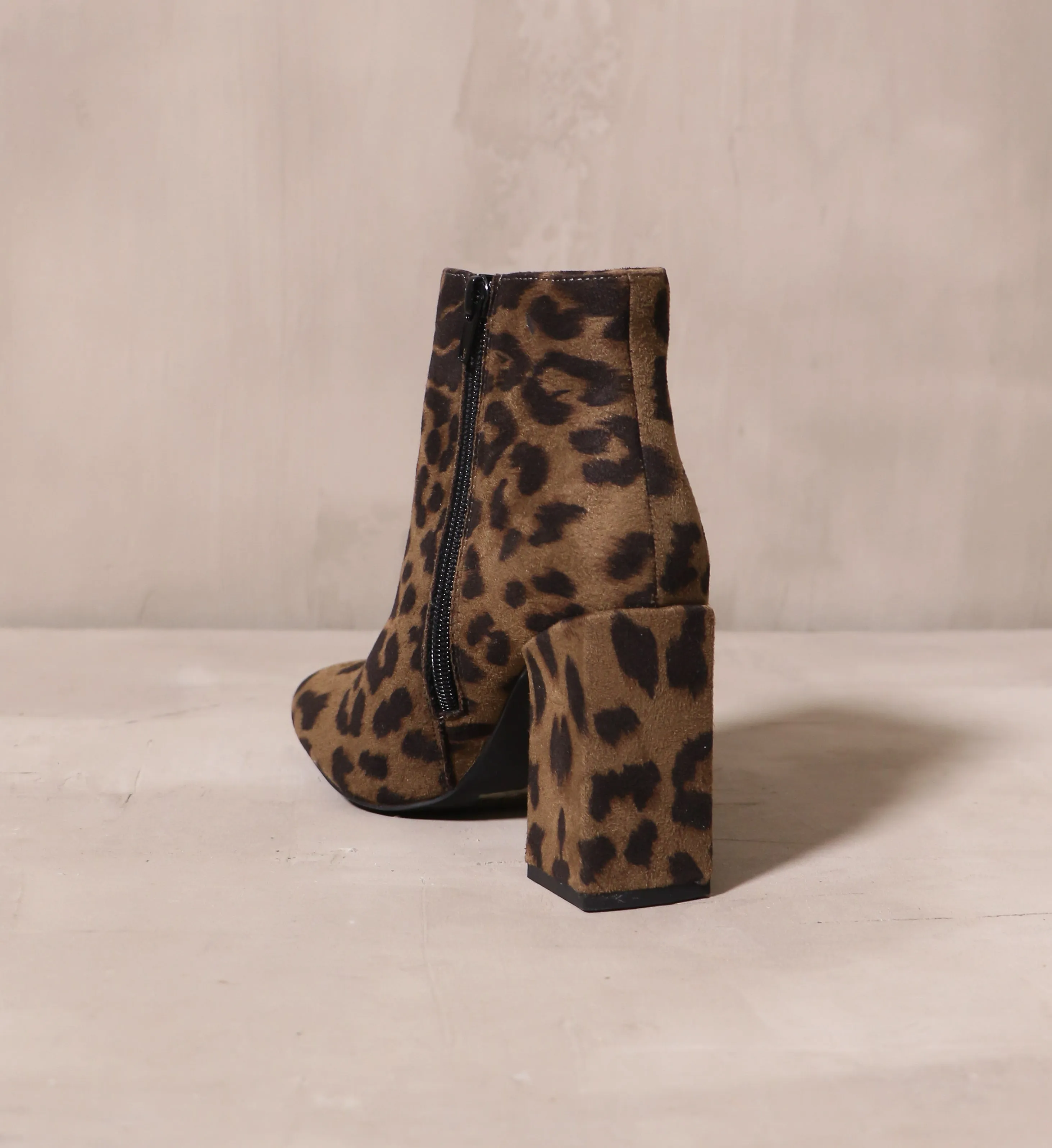 THE CAT'S MEOW BOOTIE